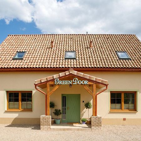 Green Door Oswiecim Ngoại thất bức ảnh