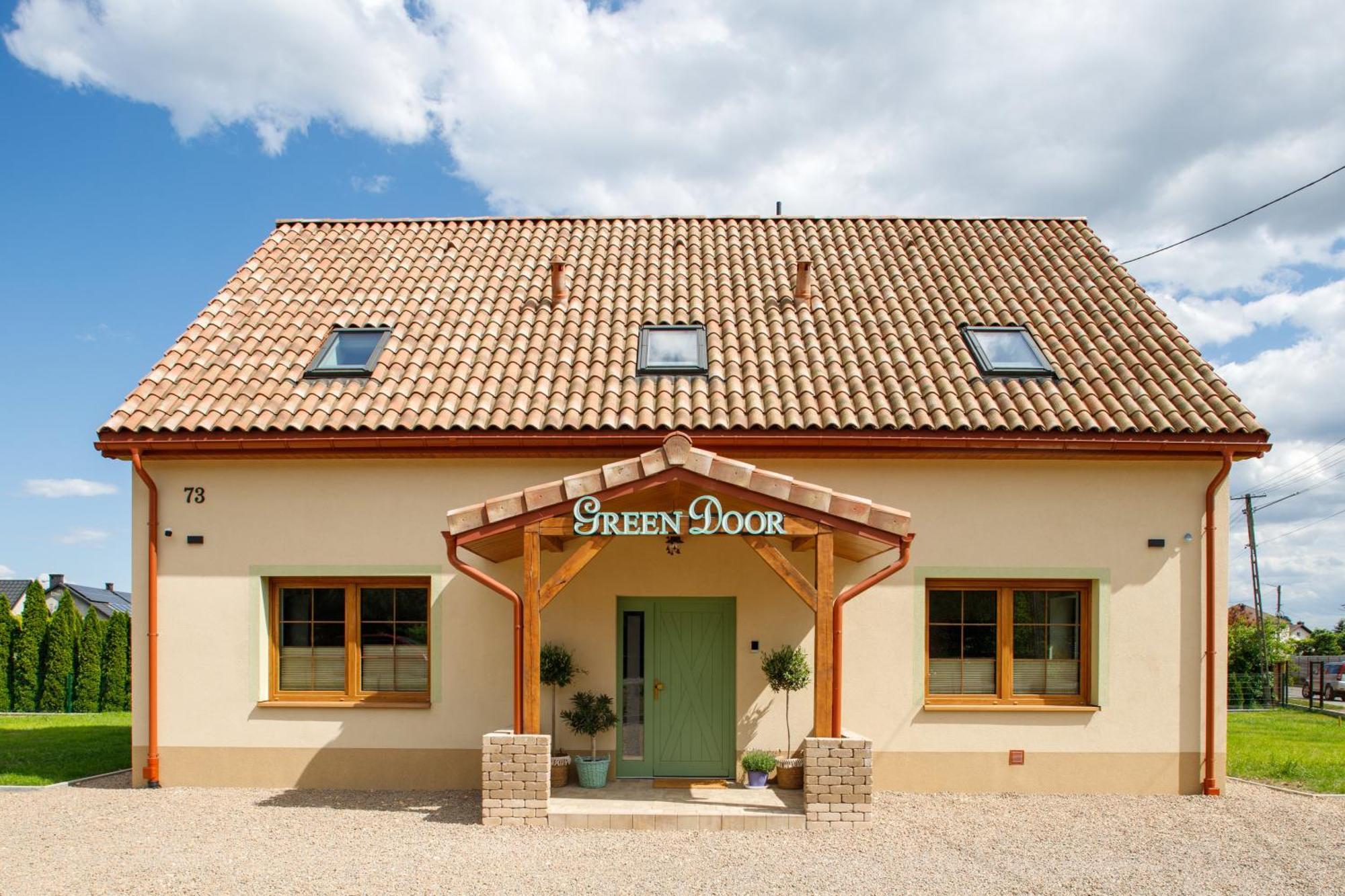 Green Door Oswiecim Ngoại thất bức ảnh