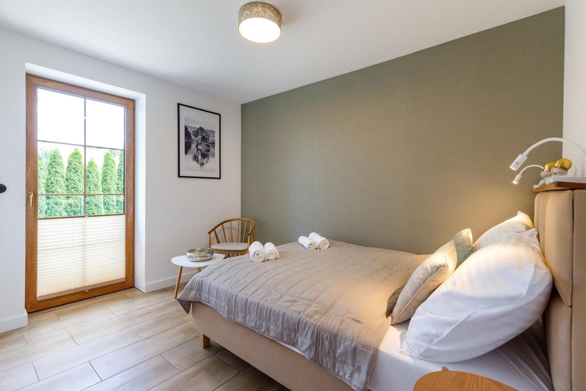 Green Door Oswiecim Ngoại thất bức ảnh