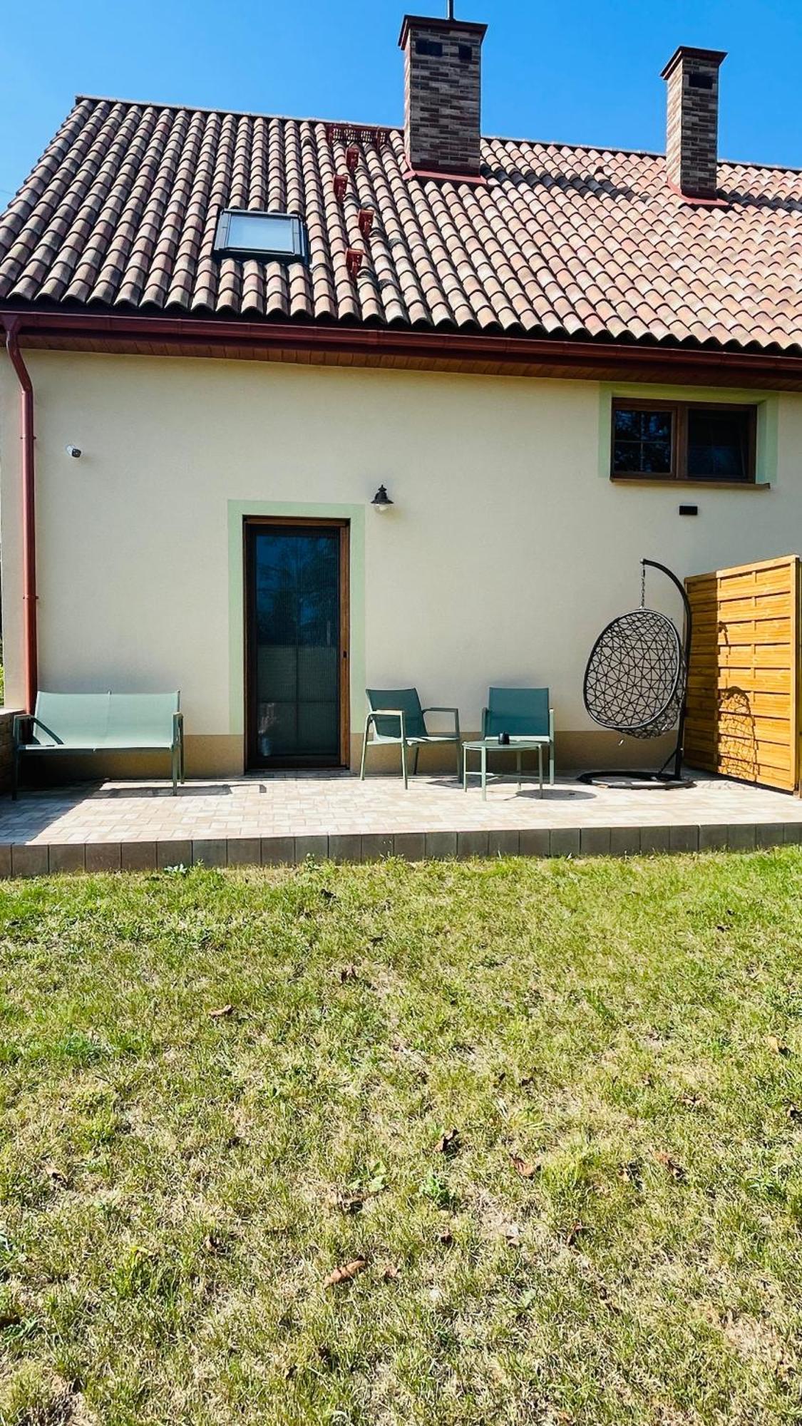 Green Door Oswiecim Ngoại thất bức ảnh
